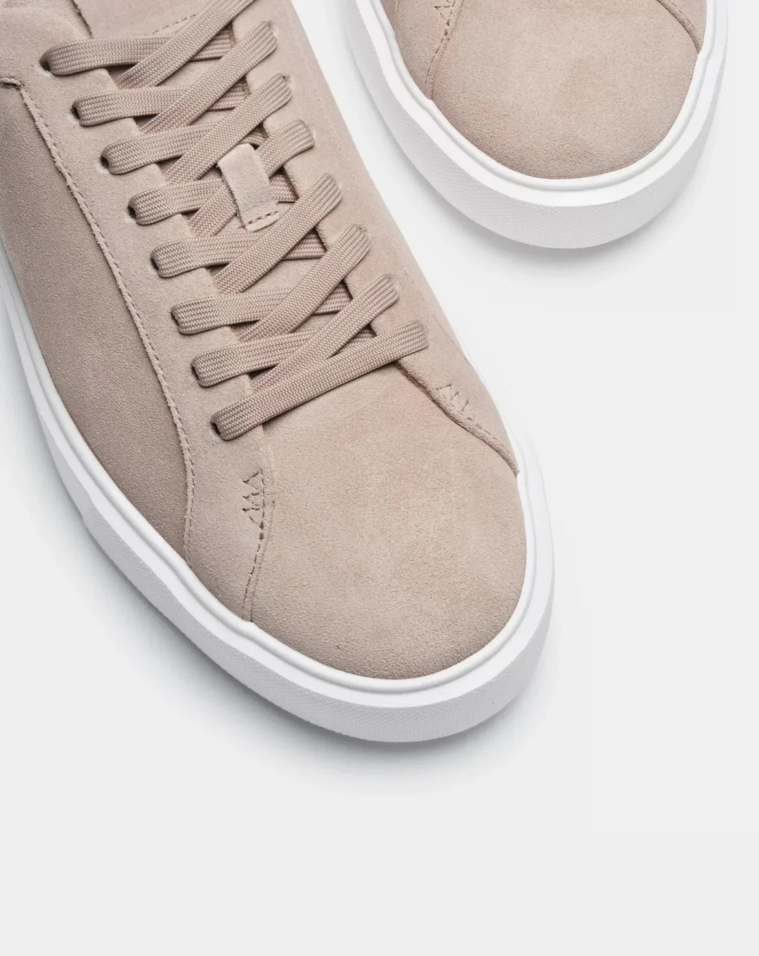 Baskets en daim beige