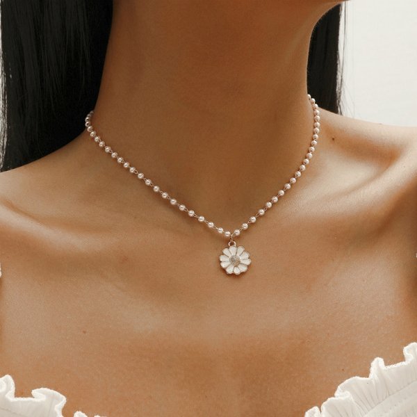 Collier Pendentif Marguerite