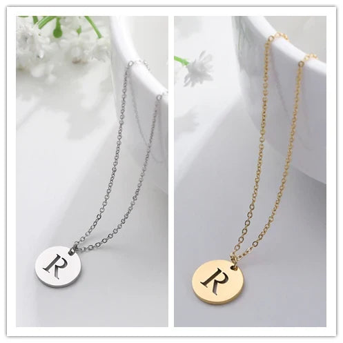 Collier Pendentif Lettre en Or