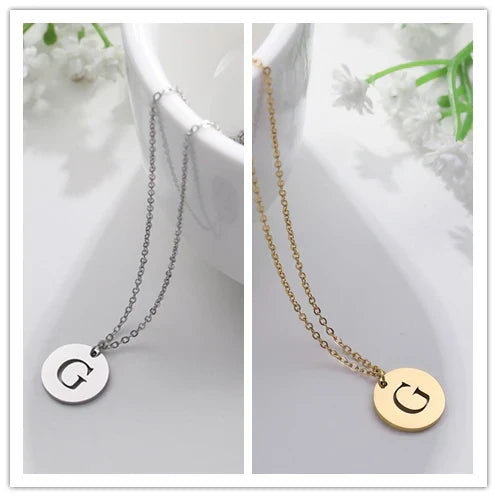 Collier Pendentif Lettre en Or