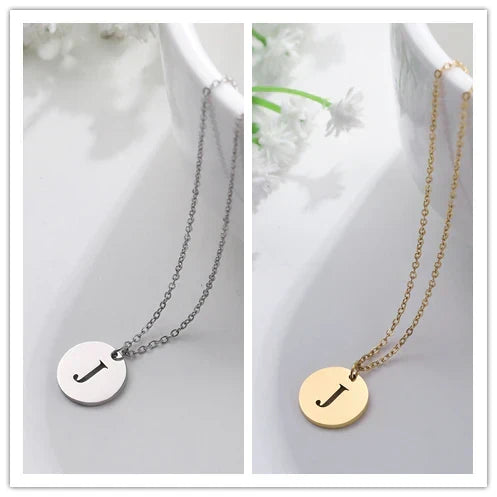 Collier Pendentif Lettre en Or