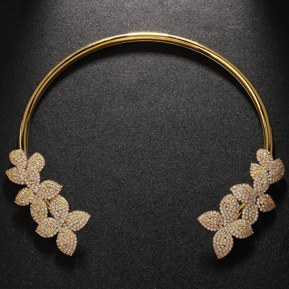 Collier Fleur en Cristal