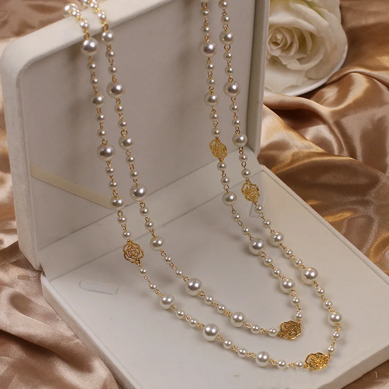 Collier en Perles Dorées