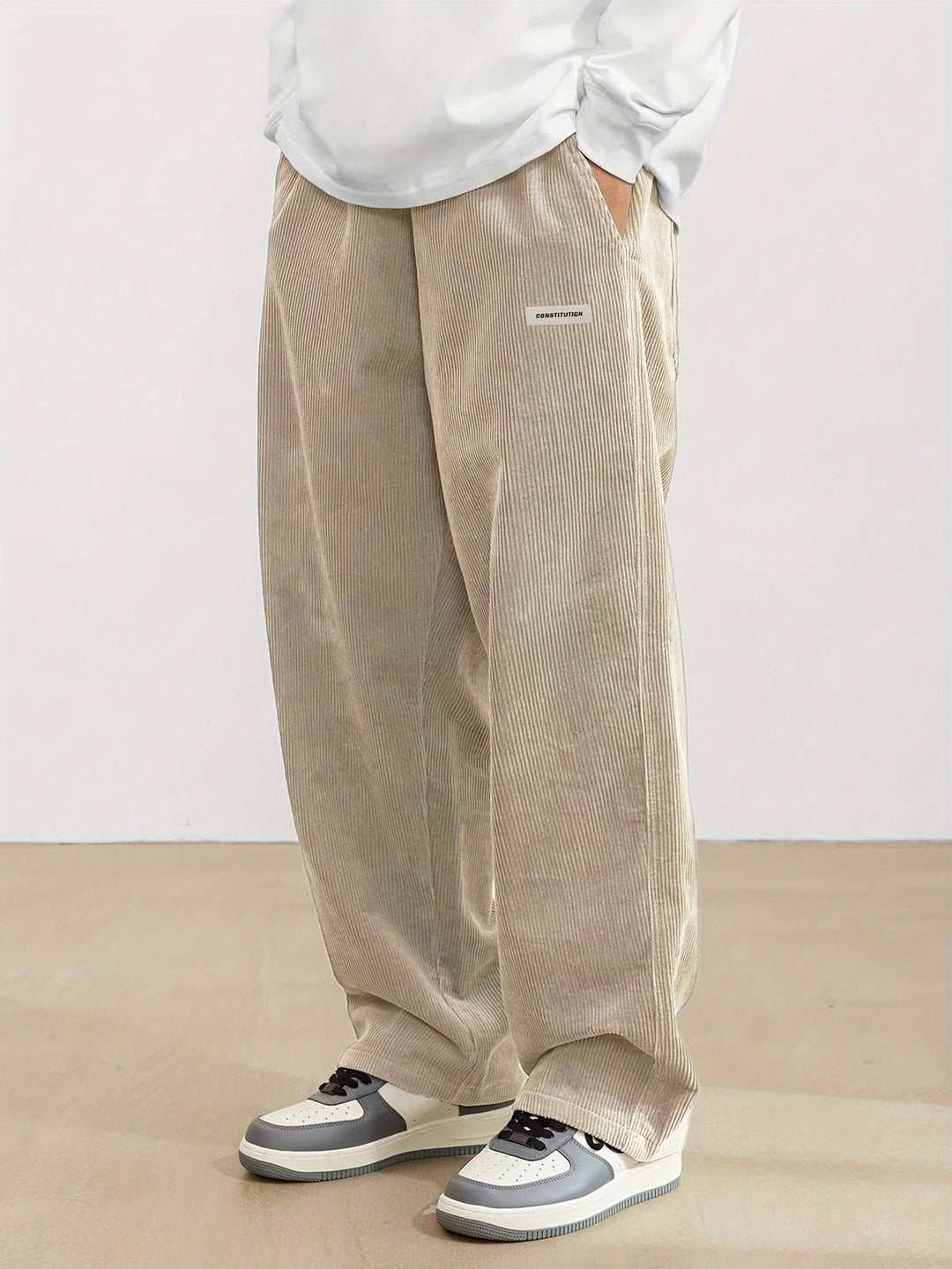 Emil | Pantalon décontracté en velours côtelé à jambes larges Homme